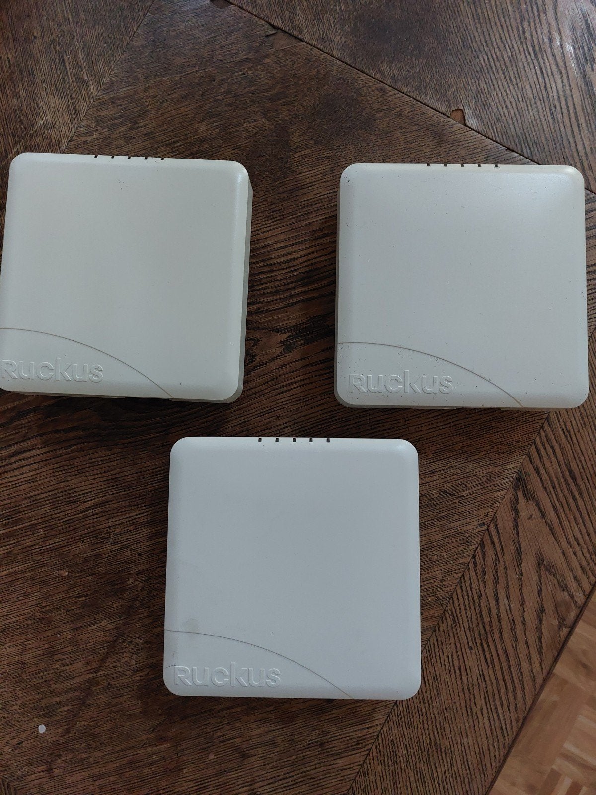 Ruckus ZoneFlex R500 Access Point (3 stuks beschikbaar), Ophalen of Verzenden