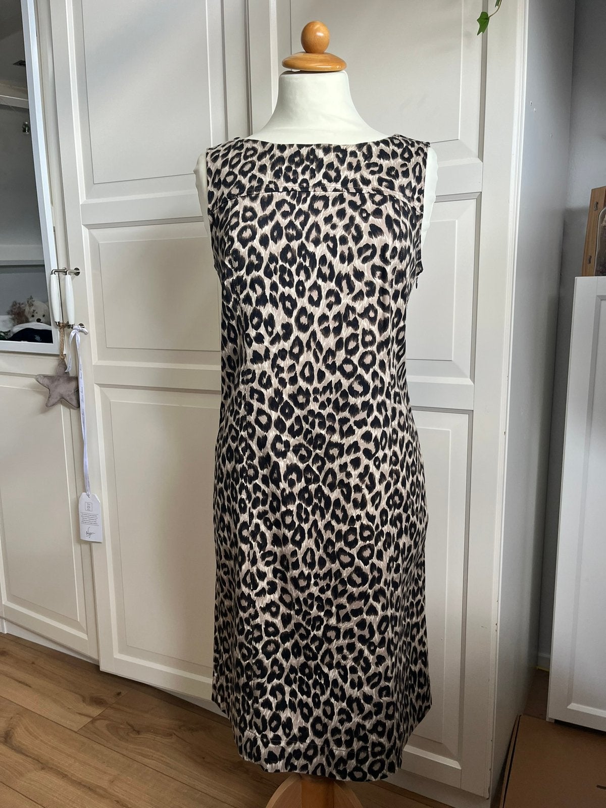 Weekend Max Mara panter jurk maat 38, Kleding | Dames, Jurken, Maat 38/40 (M), Bruin, Ophalen of Verzenden, Zo goed als nieuw