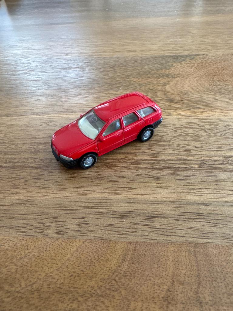 Siku Volvo v40, Ophalen of Verzenden, Zo goed als nieuw, Bus of Vrachtwagen, SIKU