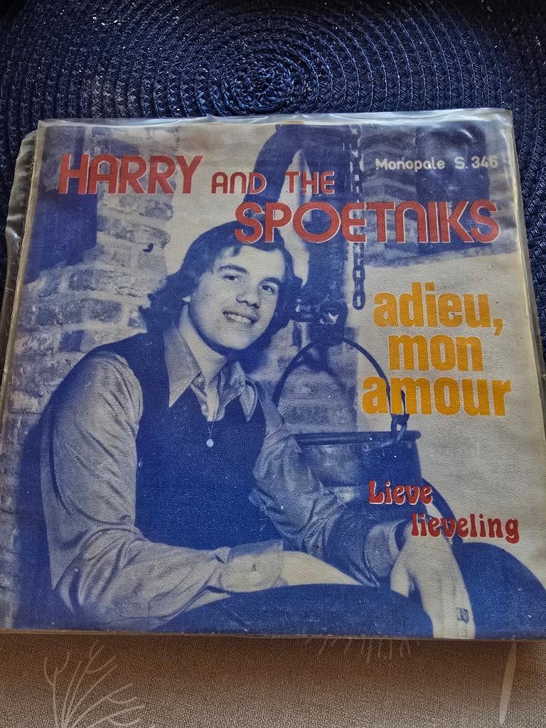 harry and th spoetniks adieu mon amour / lieve lieveling, Verzenden, Gebruikt, Overige formaten, Levenslied of Smartlap