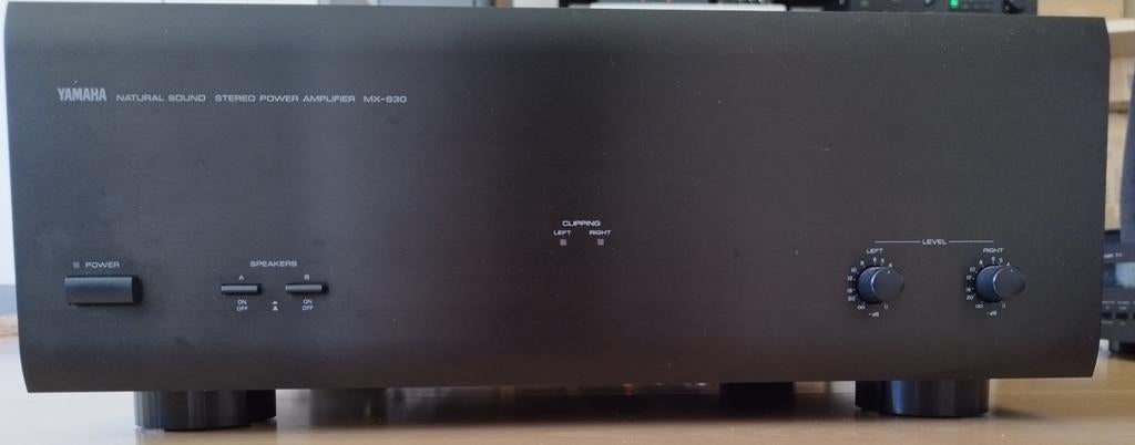 Yamaha MX-630 eindversterker, Audio, Tv en Foto, Versterkers en Receivers, Yamaha, Ophalen of Verzenden, Zo goed als nieuw, 120 watt of meer