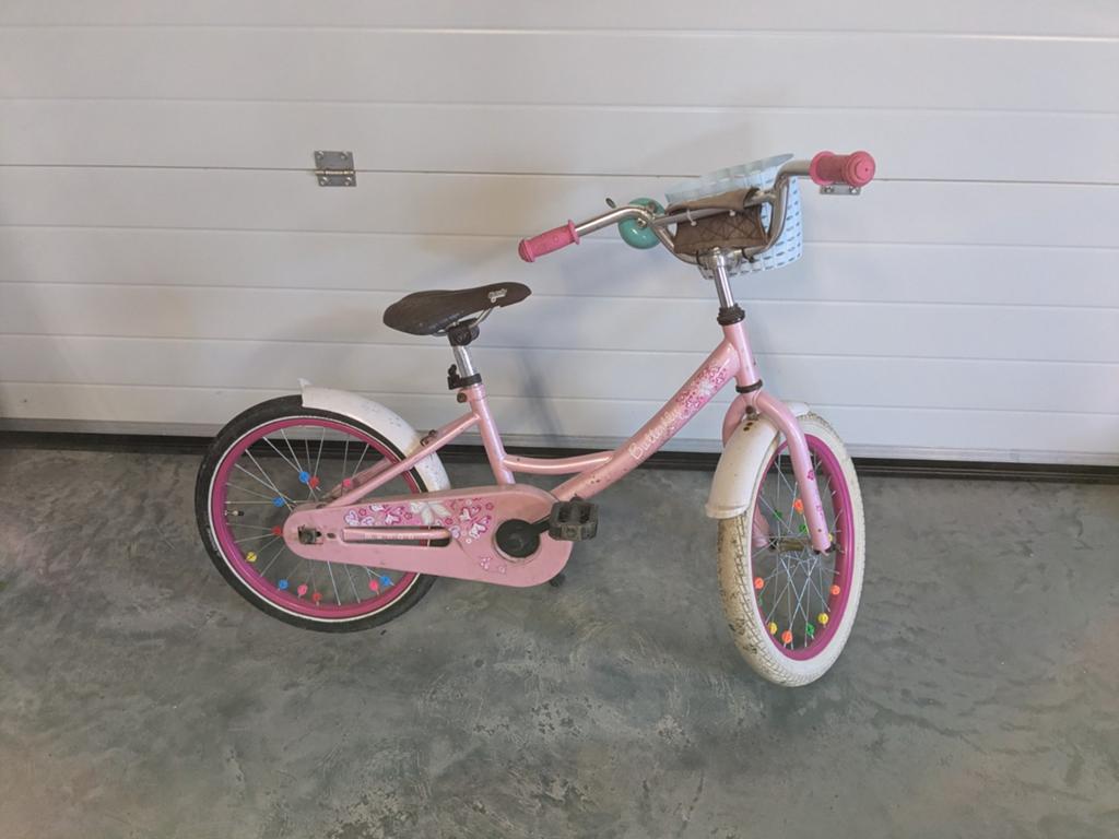 Roze kinderfiets met mandje en vrolijke spaken, Ophalen, Gebruikt, Terugtraprem, 16 tot 20 inch