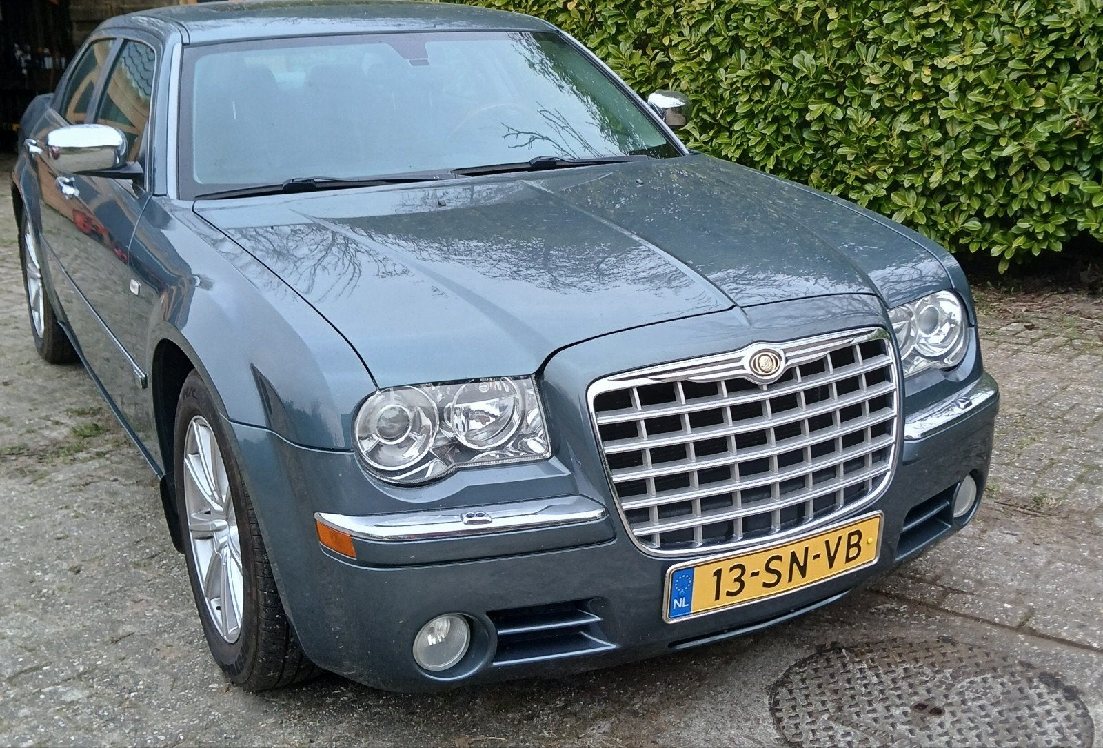 Chrysler 300C 5.7 V8 AUT 2006 Grijs NAP NL geleverd, Auto's, Automaat, 5654 cc, 340 pk, Grijs