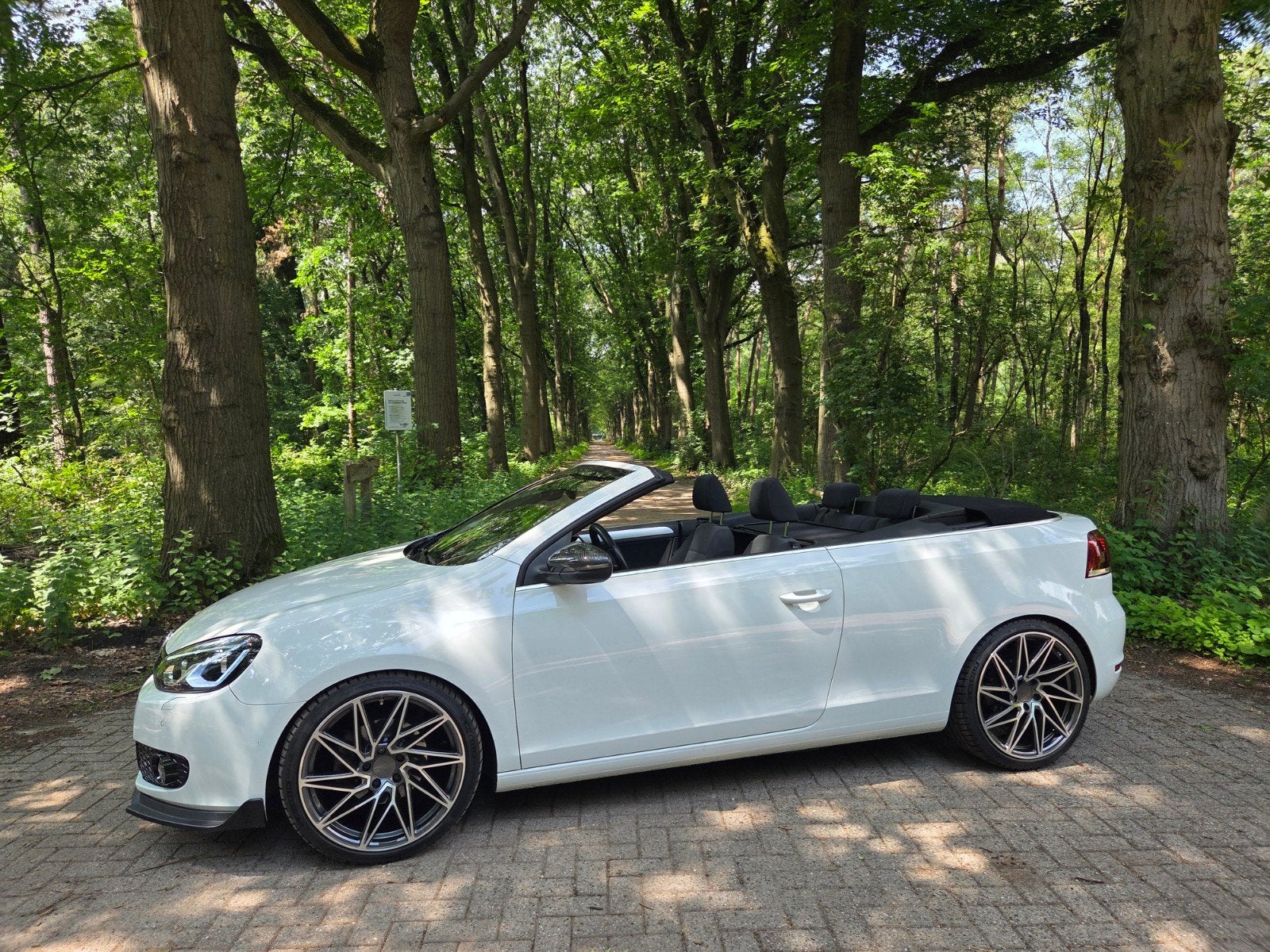 Volkswagen Golf Cabriolet 1.4 TSI 150 PK | Liefhebbers auto!, Auto's, Volkswagen, Voorwielaandrijving, Euro 5, Stof, 4 cilinders