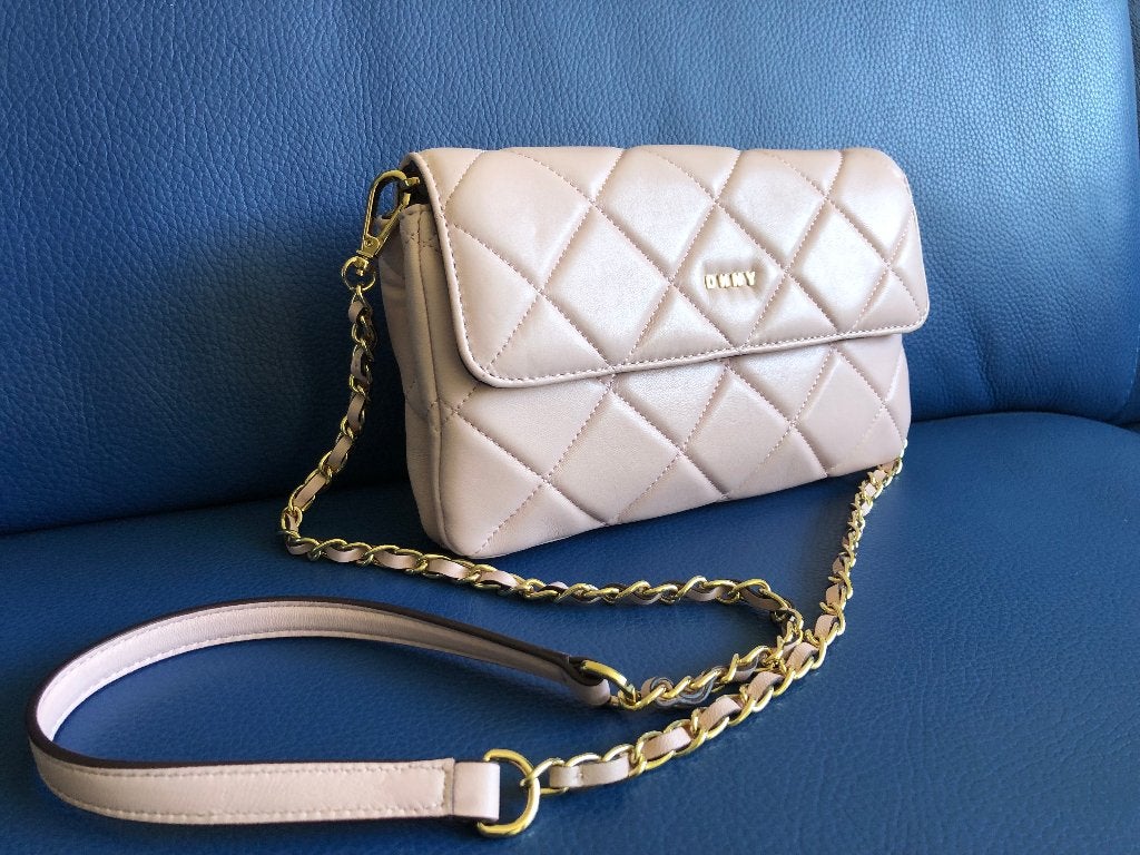 DKNY - BARBARA FLAP - Schoudertas - NIEUW, Verzenden, Nieuw, Roze, Schoudertasje