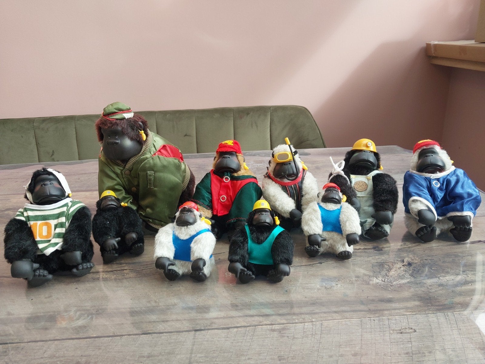 Magical Murphy Collectie - 10 Vintage Gorilla Beeldjes, Verzamelen, Verzenden, Gebruikt