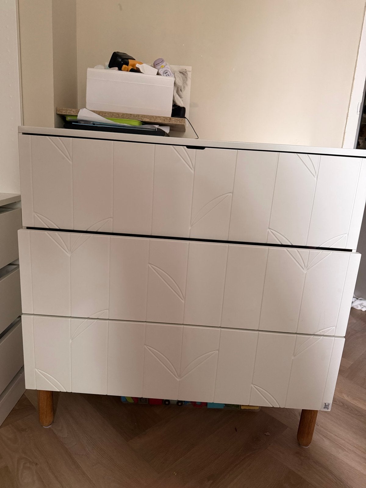 Witte commode Bellamy, Ophalen, Gebruikt, 100 tot 150 cm, 50 tot 100 cm