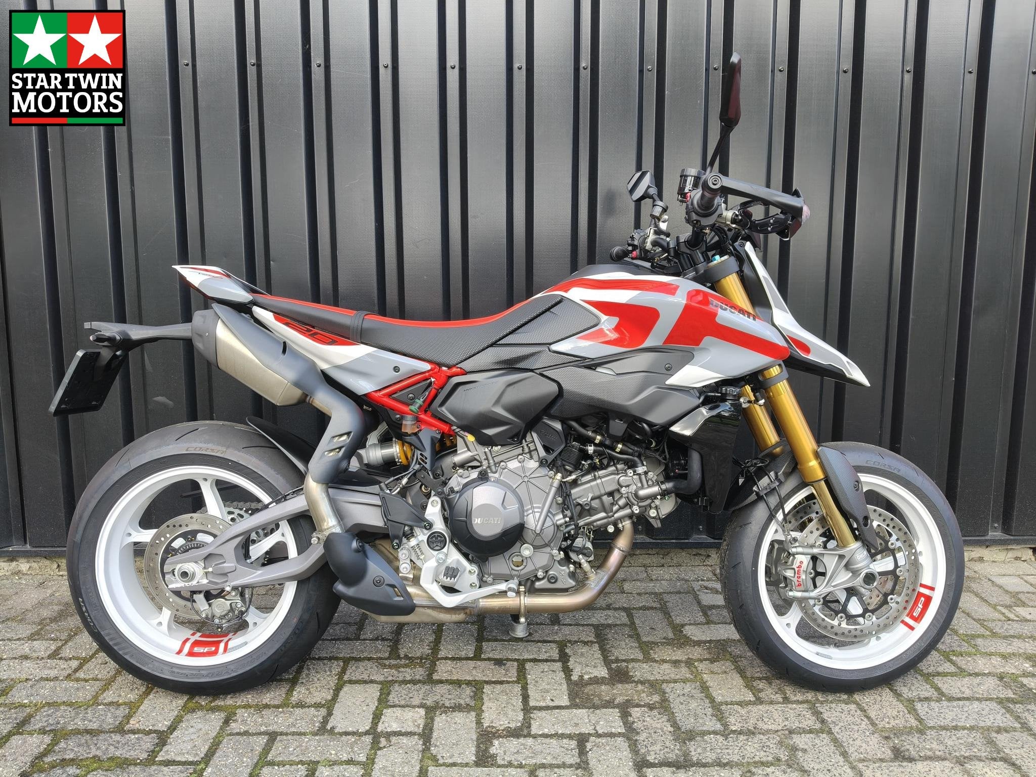 Ducati Hypermotard V2 SP, Motoren, Info@ducati.com, Ducati North Europe B.V., 890 cc, Maanweg 174
2516 AB  Den Haag, NL