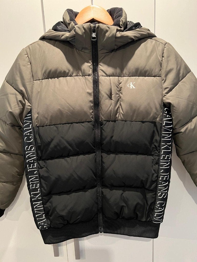 Calvin Klein Jeans Pufferjack - Maat 14, Kleding | Heren, Ophalen, Meerkleurig, Overige maten, Zo goed als nieuw