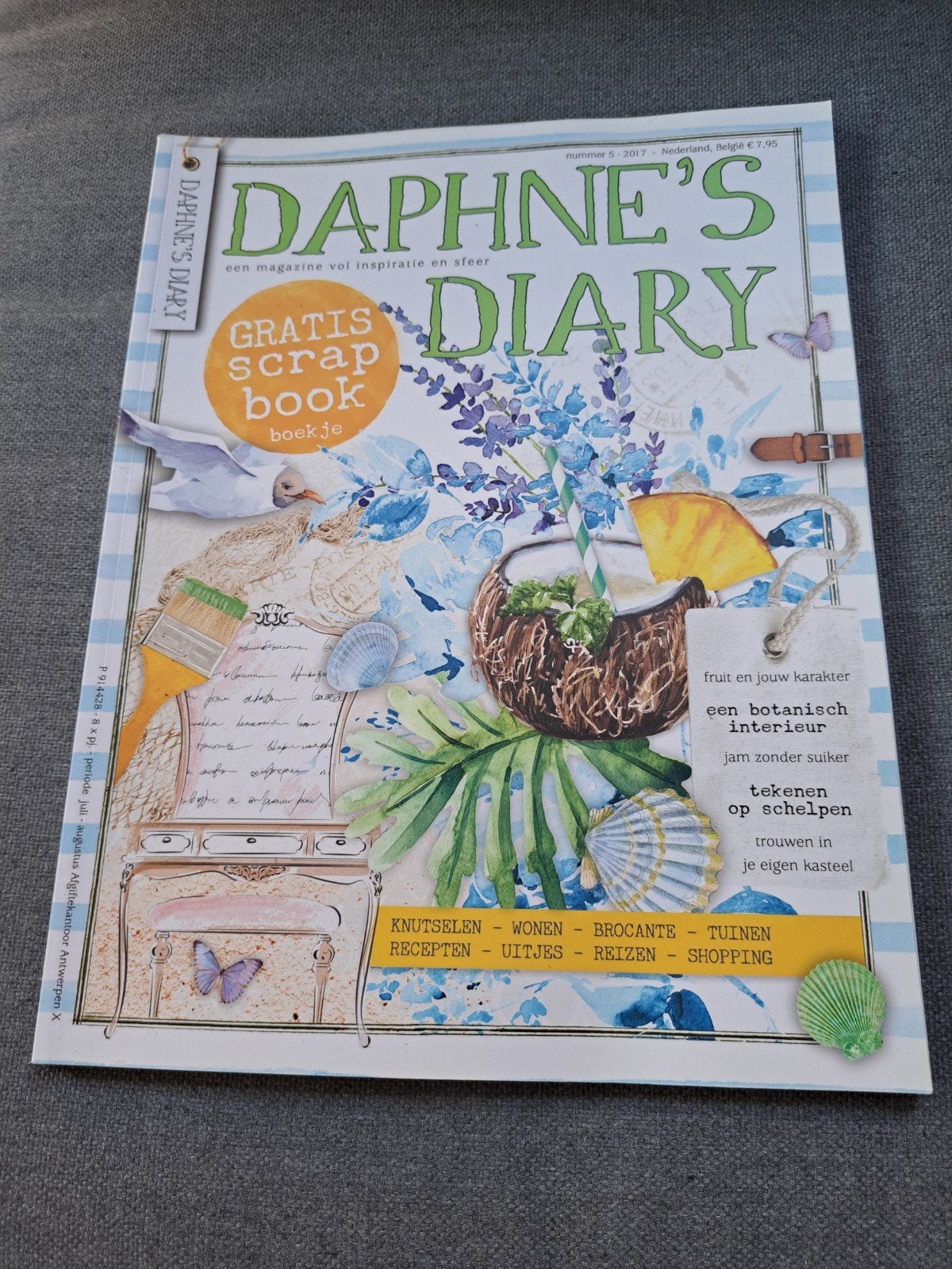 T: Daphne's Diary Magazine - Nummer 5, 2017, Ophalen of Verzenden, Zo goed als nieuw, Overige typen