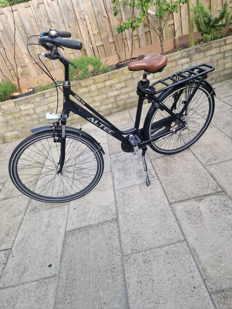 Altec Delta Damesfiets 28 inch, 3 versnellingen, 56 cm, Fietsen en Brommers, Gebruikt, Versnellingen, 56 cm of meer, Trommelrem