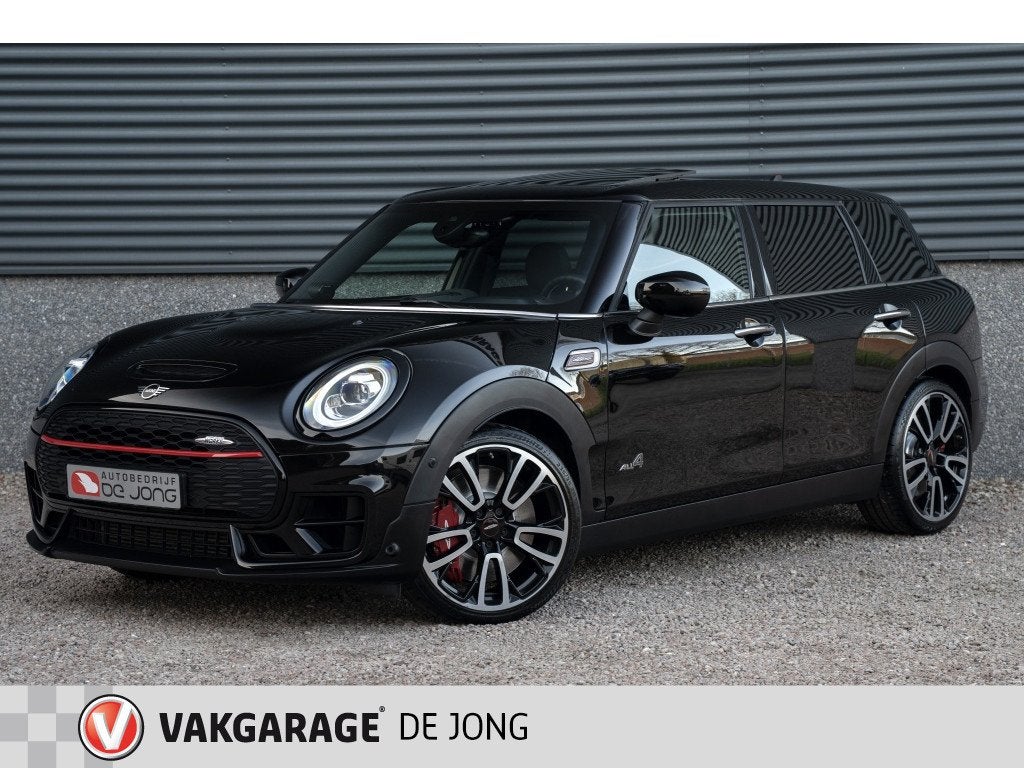 MINI Clubman JCW ALL4 306PK | NL Auto | full option | Pano |, Auto's, 1525 kg, Gebruikt, 4 cilinders, Automatische klimaatregeling