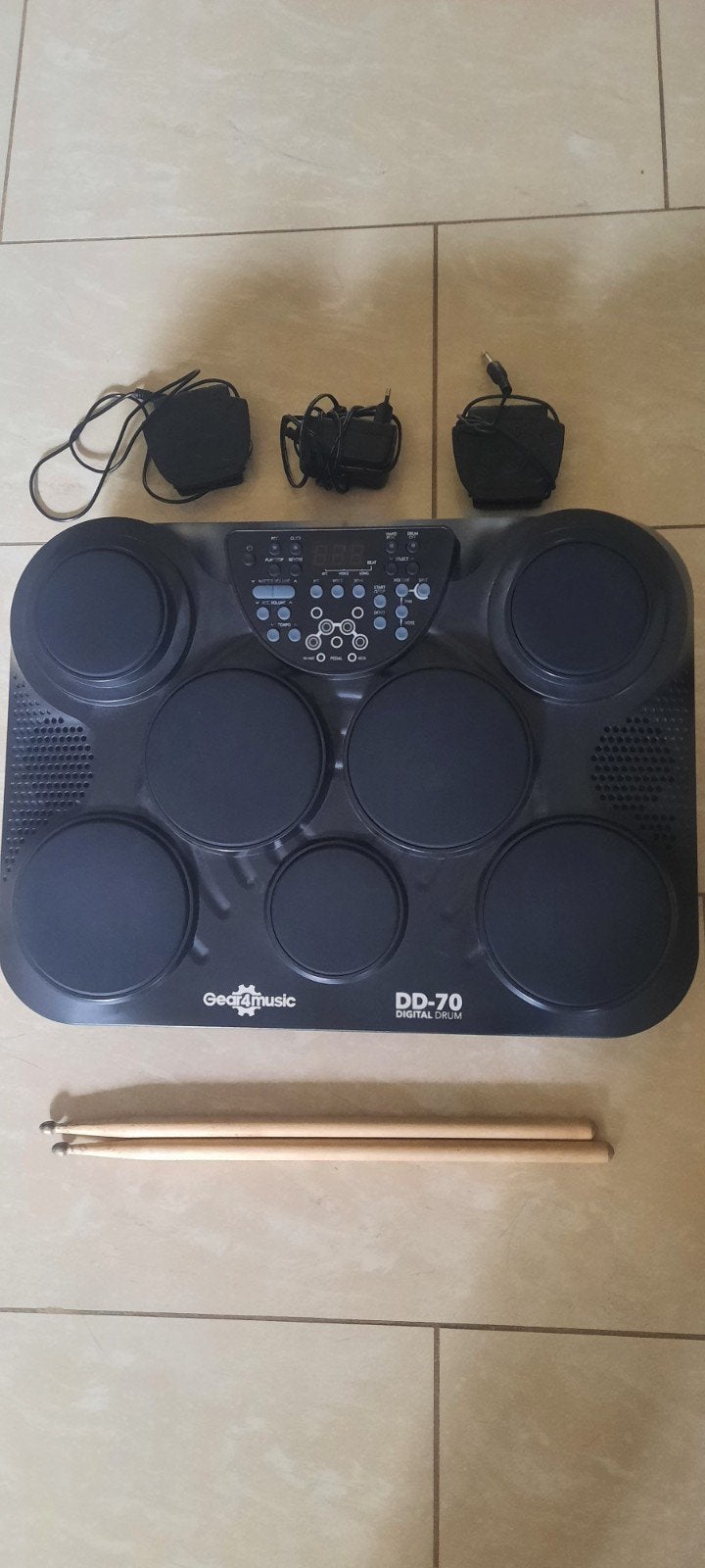 (onderhandeling mogelijk)Drumcomputer van gear4music MOET WE, Ophalen, Zo goed als nieuw, Overige merken