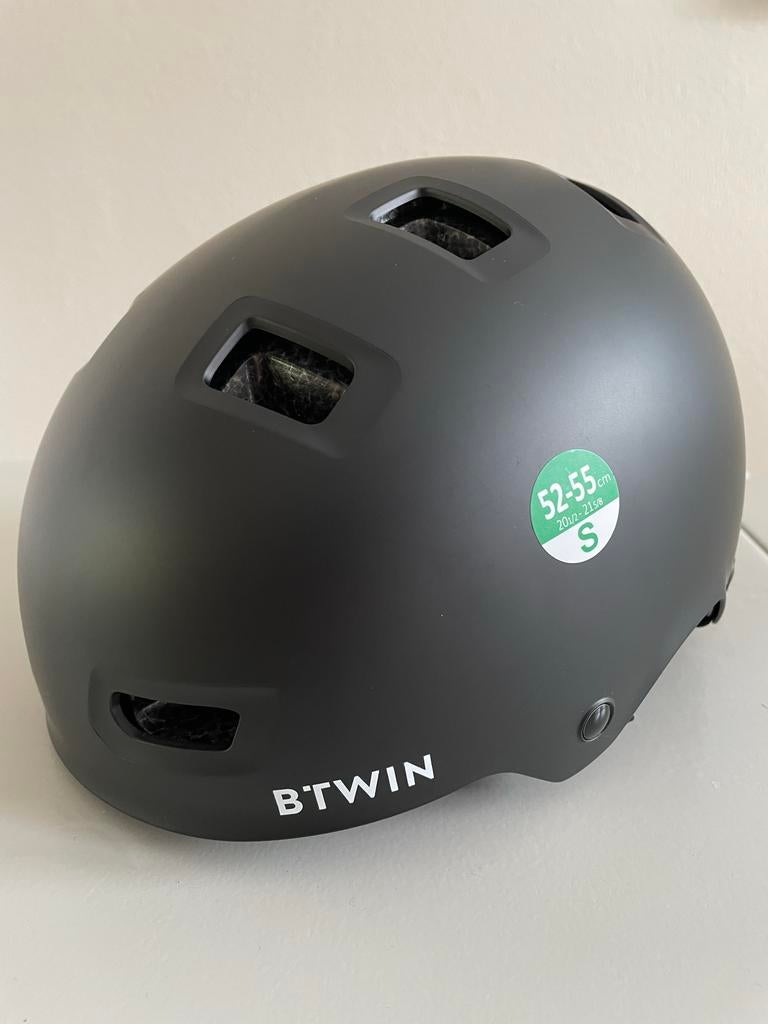 B'Twin/Decathlon Fietshelm Zwart Maat S (52-55cm), Ophalen of Verzenden, Zo goed als nieuw, S, Jongen of Meisje
