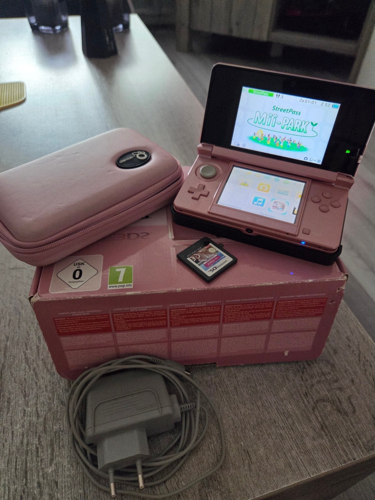 Roze Nintendo 3DS met hoesje en spel, Gebruikt, Ophalen of Verzenden, 3DS, Roze