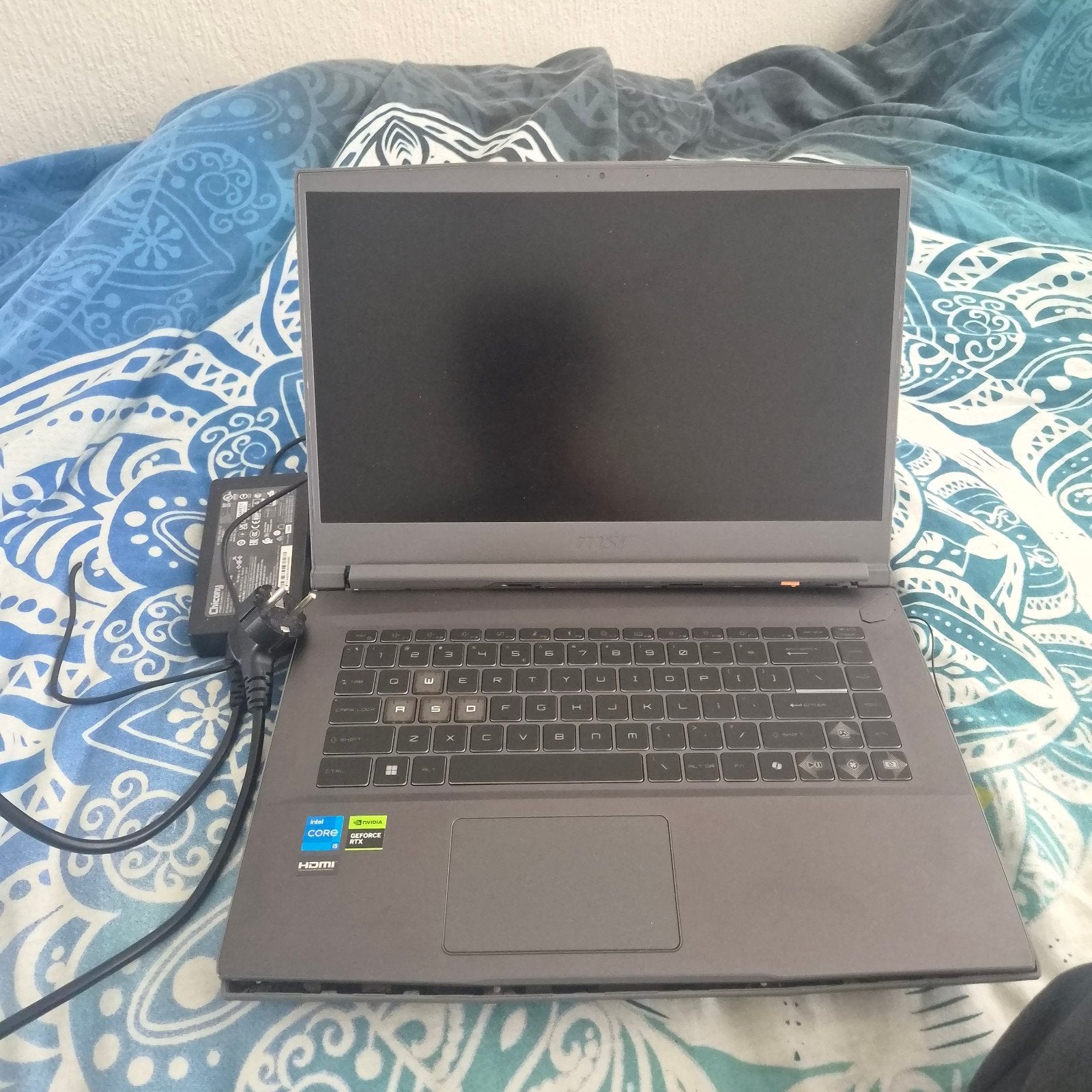 Msi laptop zonder moederbord voor onderdelen, Ophalen of Verzenden, 15 inch, Onbekend