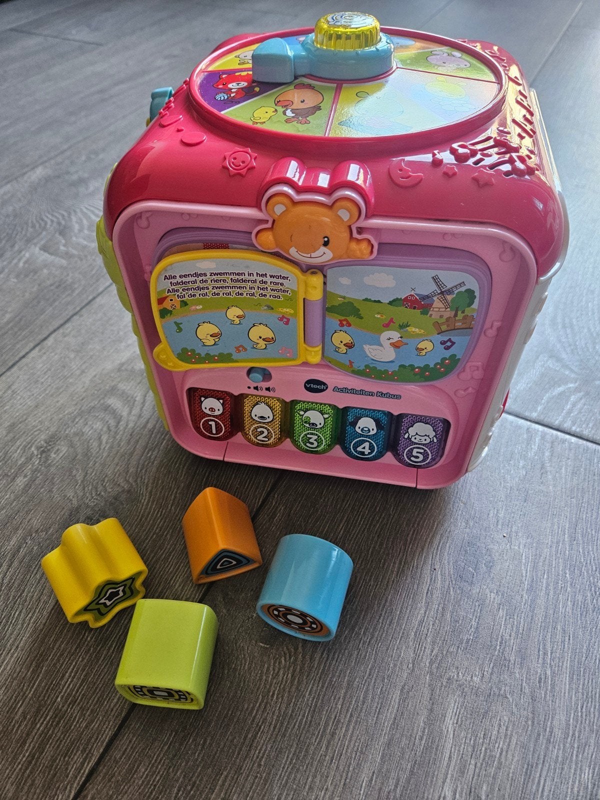 Vtech activiteitenkubus roze, Ophalen, Gebruikt, 6 maanden tot 2 jaar