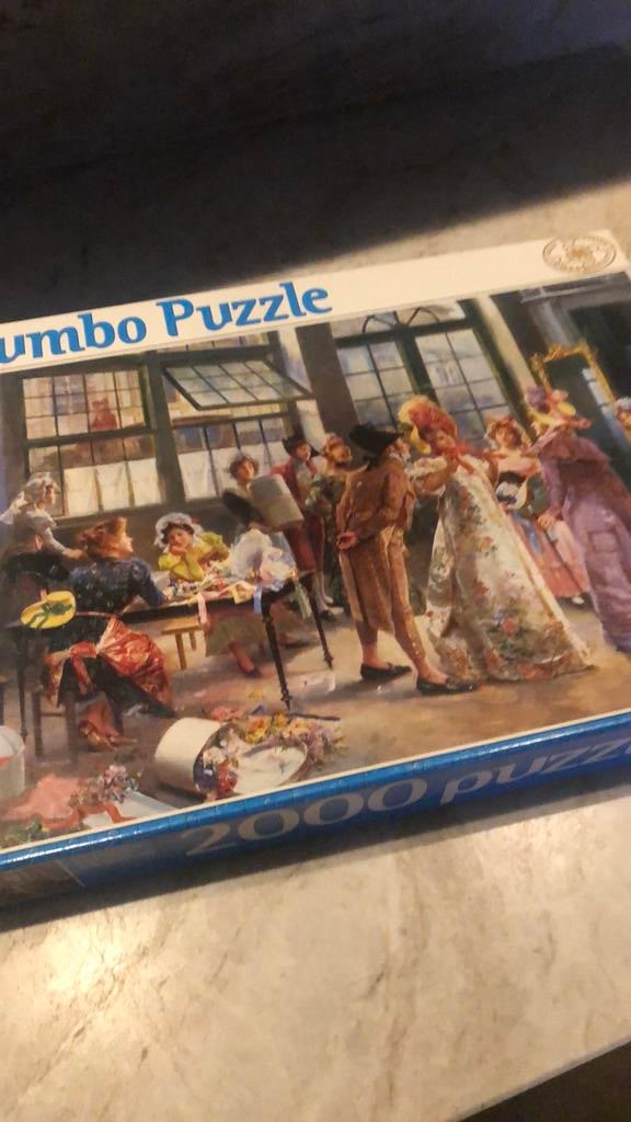 In de hoedenwinkel, puzzel 2000 stukje, Ophalen of Verzenden, Zo goed als nieuw, Overige formaten