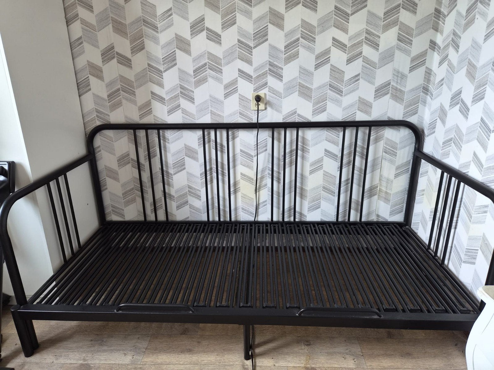 ikea FYRESDAL bed, Huis en Inrichting, Slaapkamer | Bedden, Ophalen, Eenpersoons, Zwart, Zo goed als nieuw