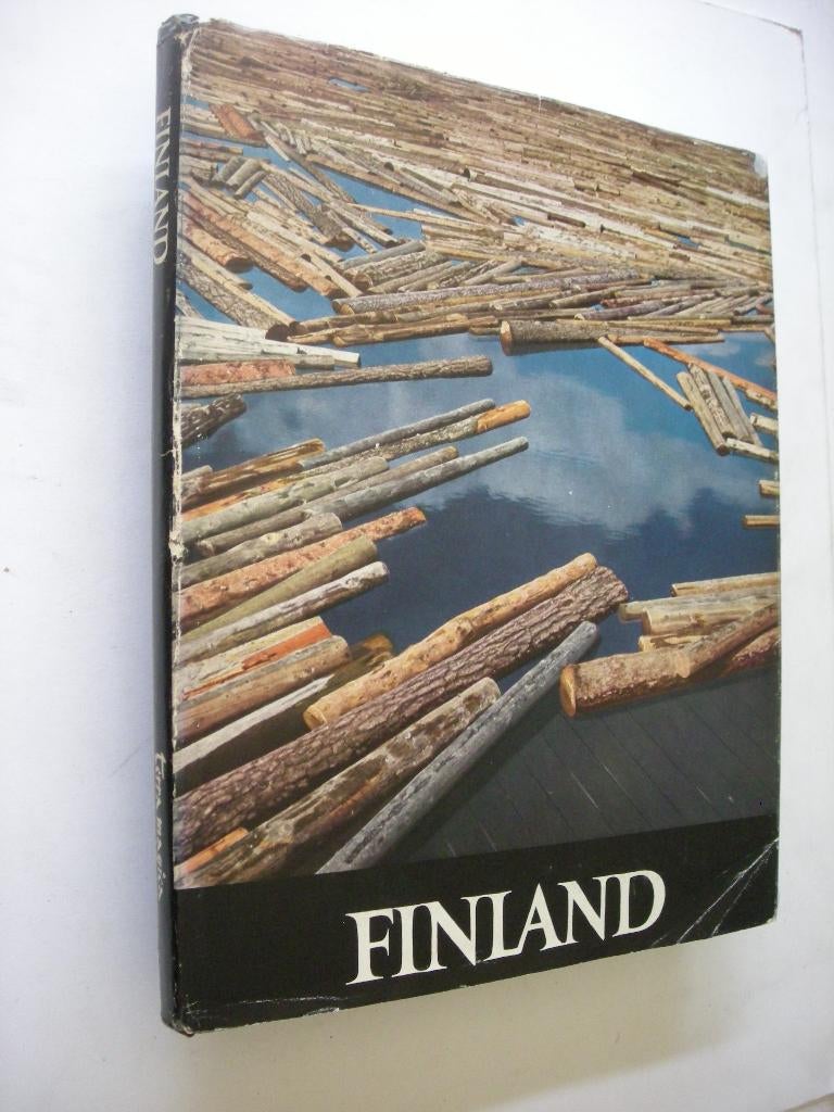 Finland, the Land of Forests and Lakes, Verzenden, Europa, Reisgids of -boek, Gelezen