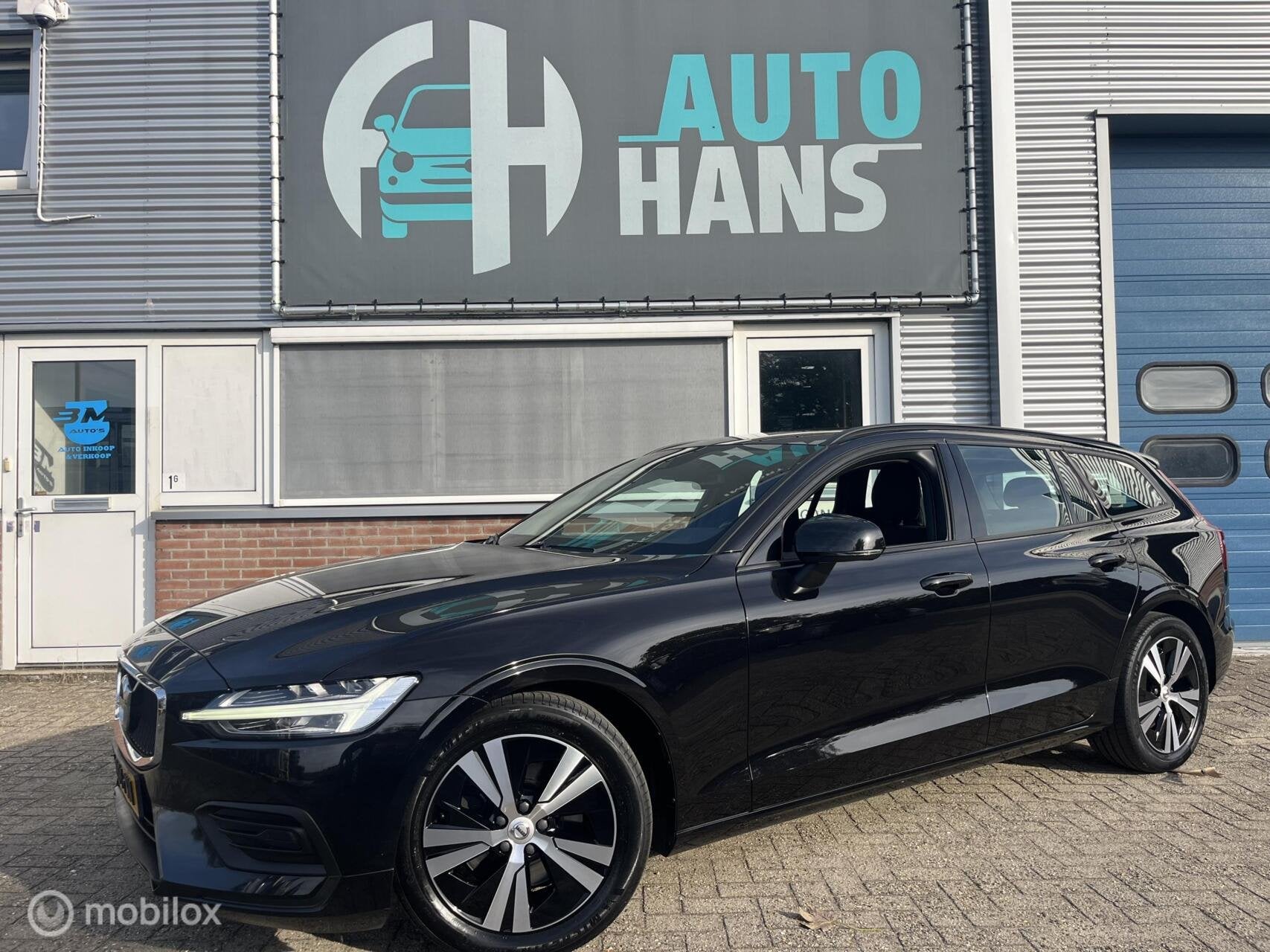 Volvo V60 2.0 B3 Momentum Advantage | 1e eig. | dealeronderh, Auto's, Dealer onderhouden, 4 cilinders, 1969 cc, Origineel Nederlands