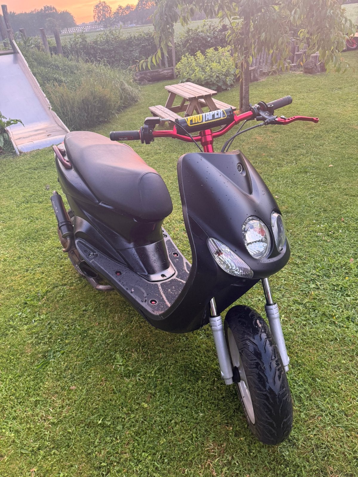 Yamaha neos 70 cc, Ophalen, Maximaal 45 km/u, 70 cc, Zo goed als nieuw