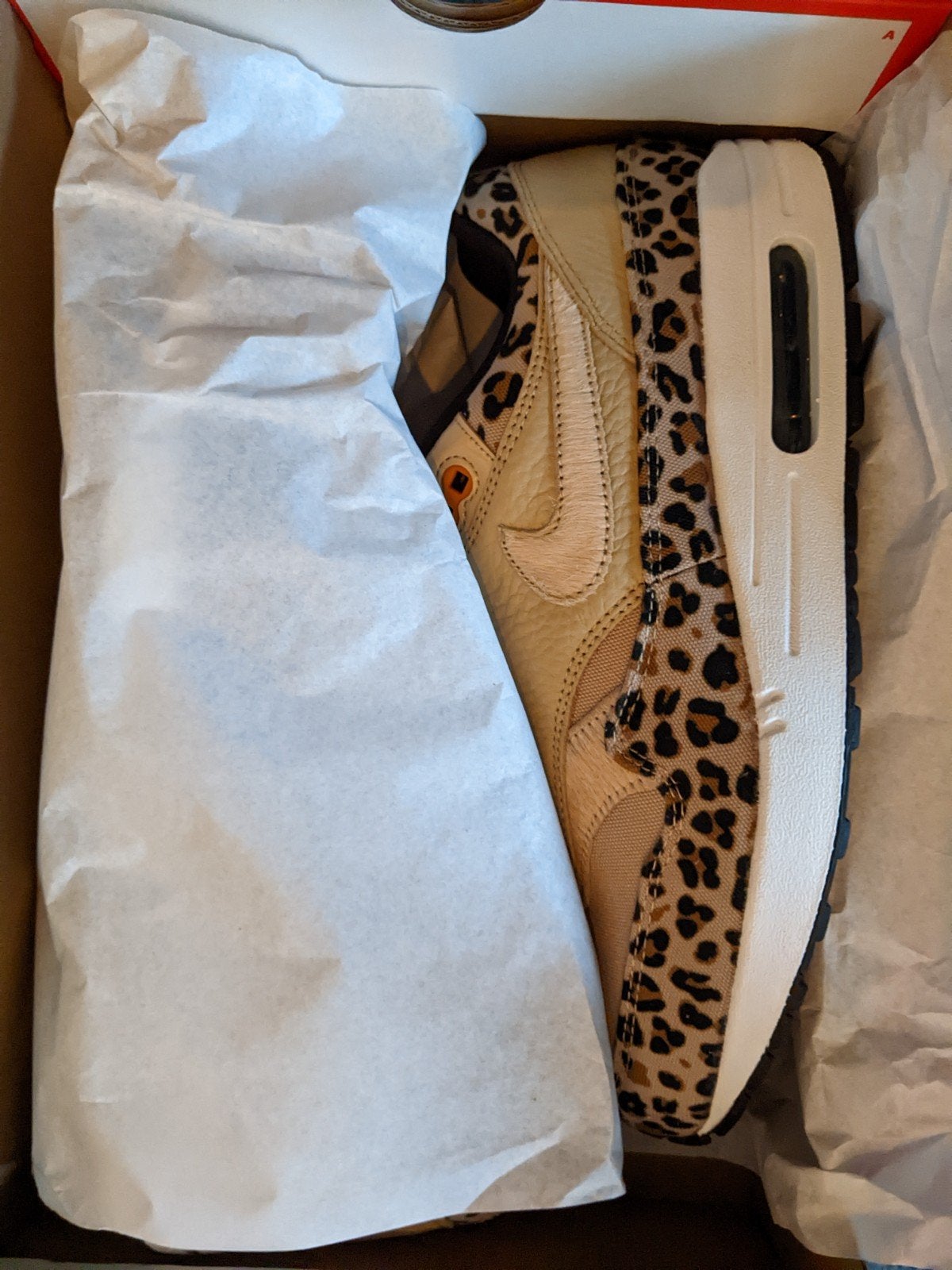 Nike Air Max 1 PRM Leopard - Maat 43, Kleding | Dames, Bruin, Nike, Nieuw, Ophalen of Verzenden