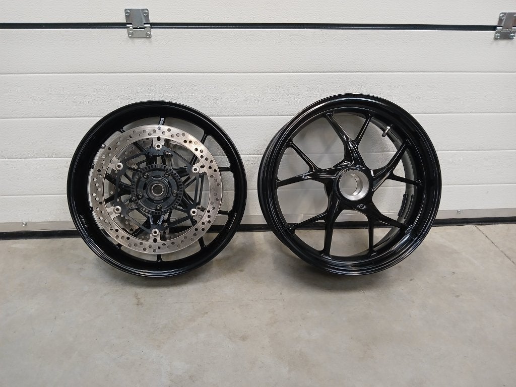 Ducati Panigale V4 wielen velgen., Motoren, Ophalen, Gebruikt