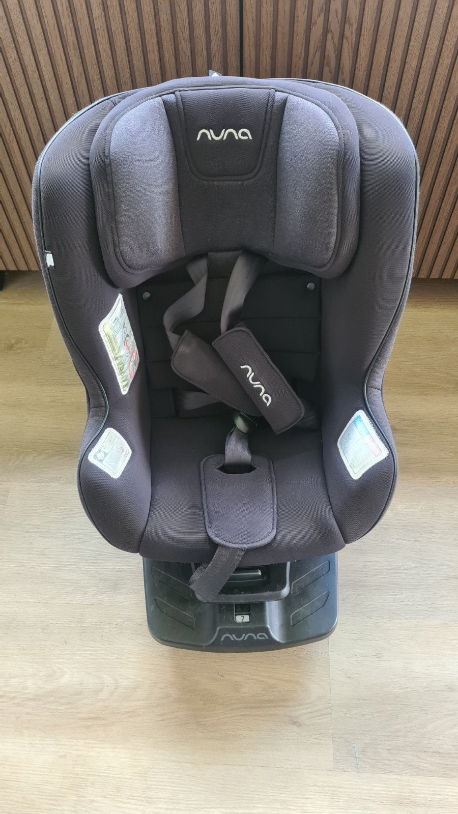 Nuna Rebl Basq autostoel, 360 draaibaar, Kinderen en Baby's, Autostoeltjes, Verstelbare rugleuning, 0 t/m 18 kg, Isofix, Ophalen
