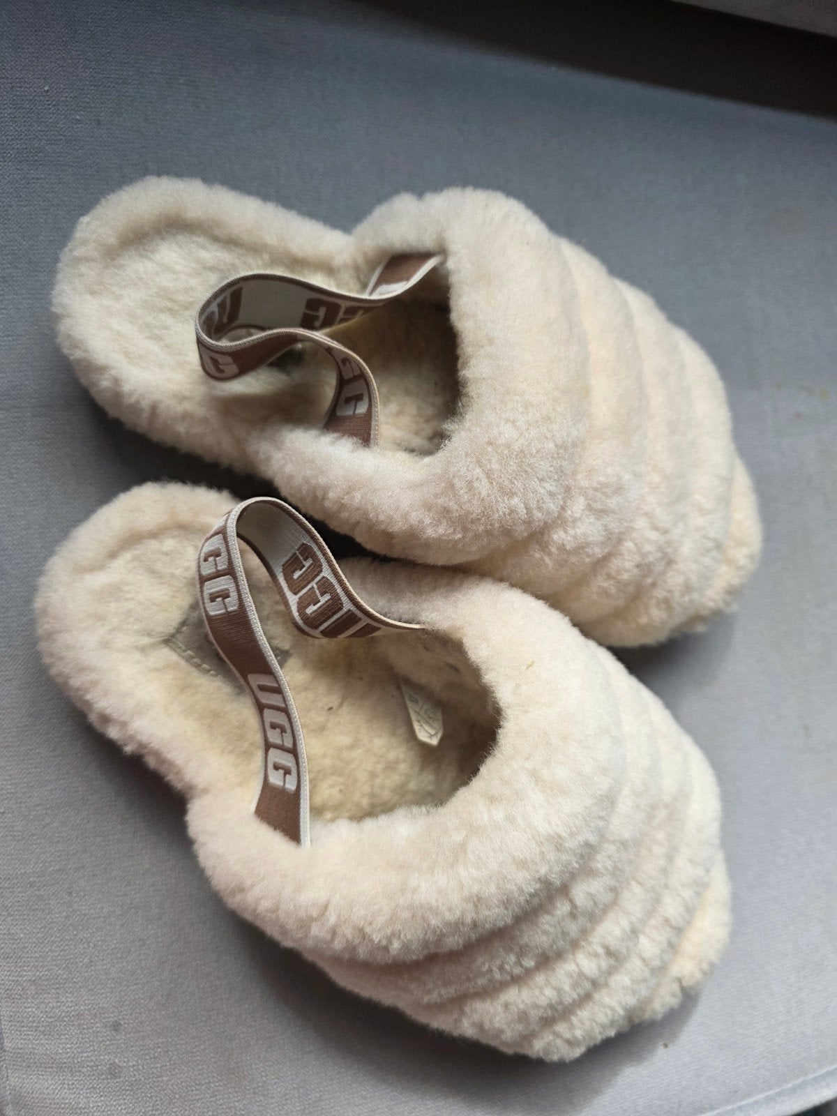Comfortabele UGG wollen pantoffels/slippers - Maat 40, Kleding | Dames, Schoenen, Ophalen of Verzenden
