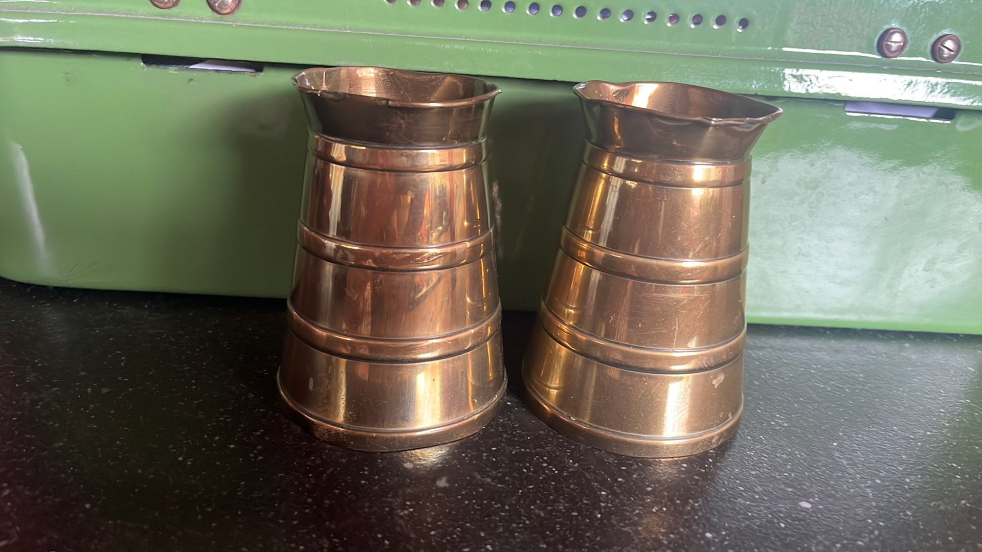2 koperen melkkannetjes, Verzenden, Koper