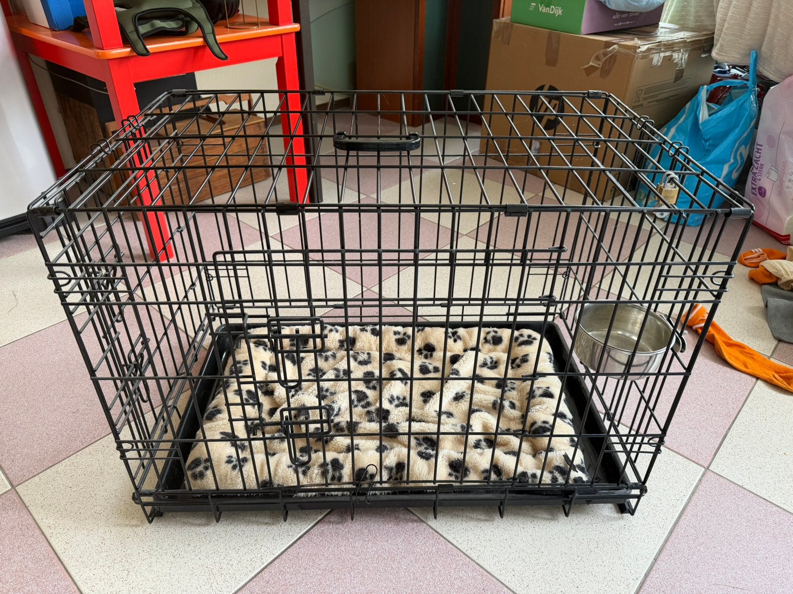 HONDEN BENCH 76x47x55 (cm) +2x SLOTEN EN BENCH KUSSEN, Ophalen, Zo goed als nieuw