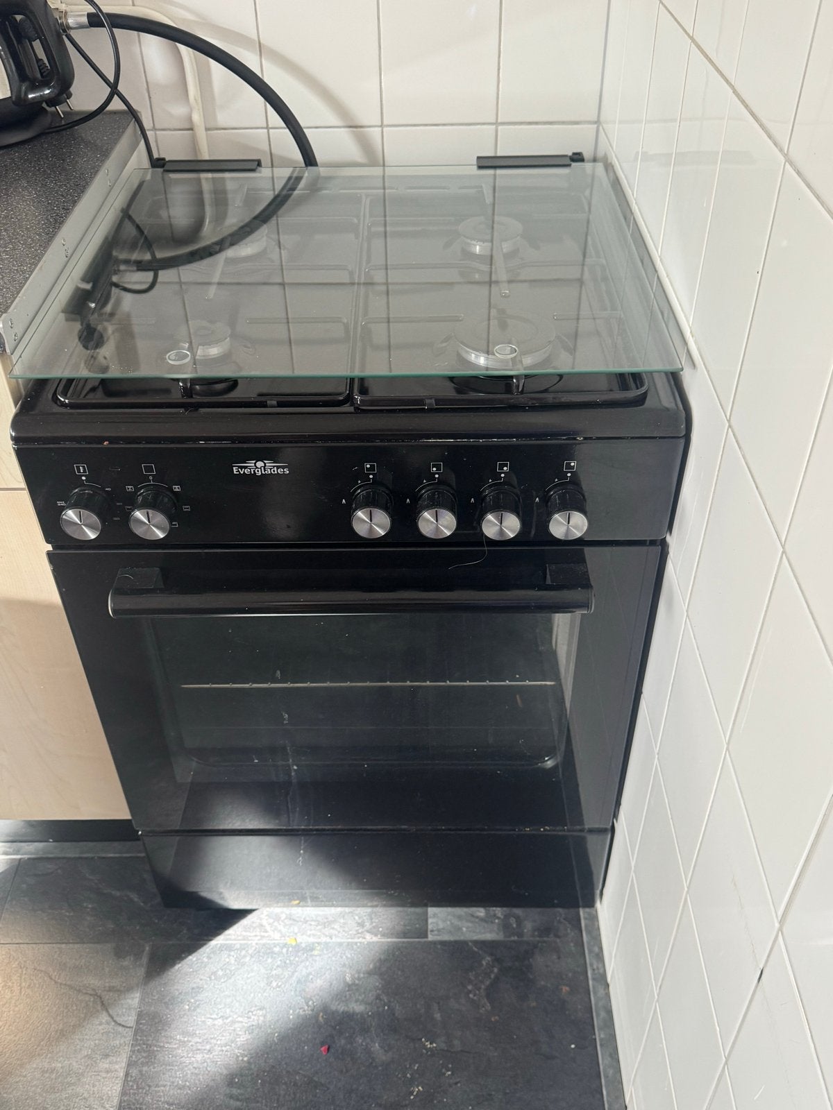 Everglades Fornuis met Oven - Zwart, Zo goed als nieuw, Ophalen, 60 cm of meer, 4 kookzones, Zo goed als nieuw