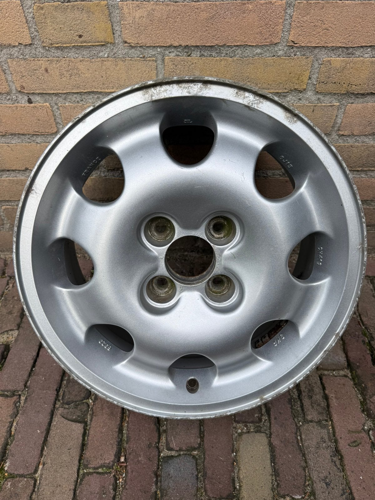 Peugeot 205 GTI 1x 15 inch, Ophalen, Zo goed als nieuw