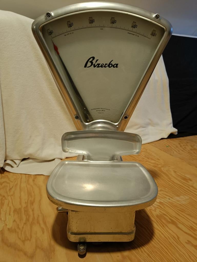 Vintage weegschaal Bizerba, Witgoed en Apparatuur, Weegschalen, Ophalen, Winkelweegschaal, Gebruikt, Minder dan 10 kg