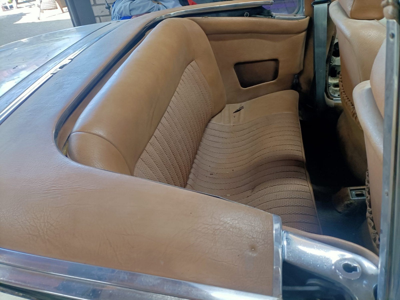 Twee Triumph Stag, foto 5