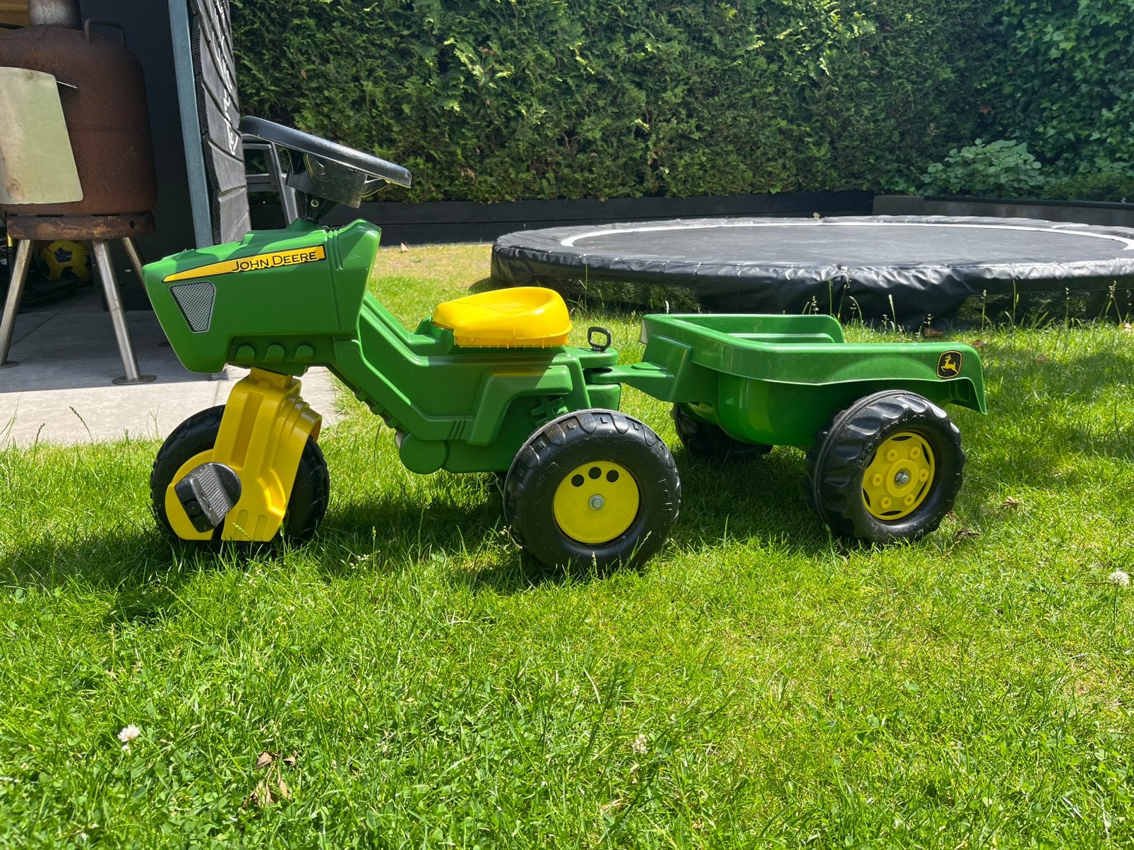 John Deere kinder trekker met trappers en geluid, Ophalen, Zo goed als nieuw, Overige merken, Met kar of aanhanger