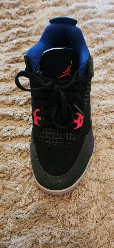 Jordan kinder schoenen maat 33,5, Kinderen en Baby's, Kinderkleding | Schoenen en Sokken, Gebruikt, Jongen of Meisje, Schoenen