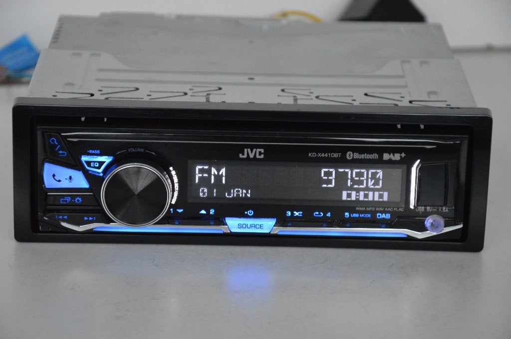 JVC  KD-X441DBT  MP3  AUX  USB  DAB+ BLUETOOTH, Ophalen of Verzenden, Zo goed als nieuw