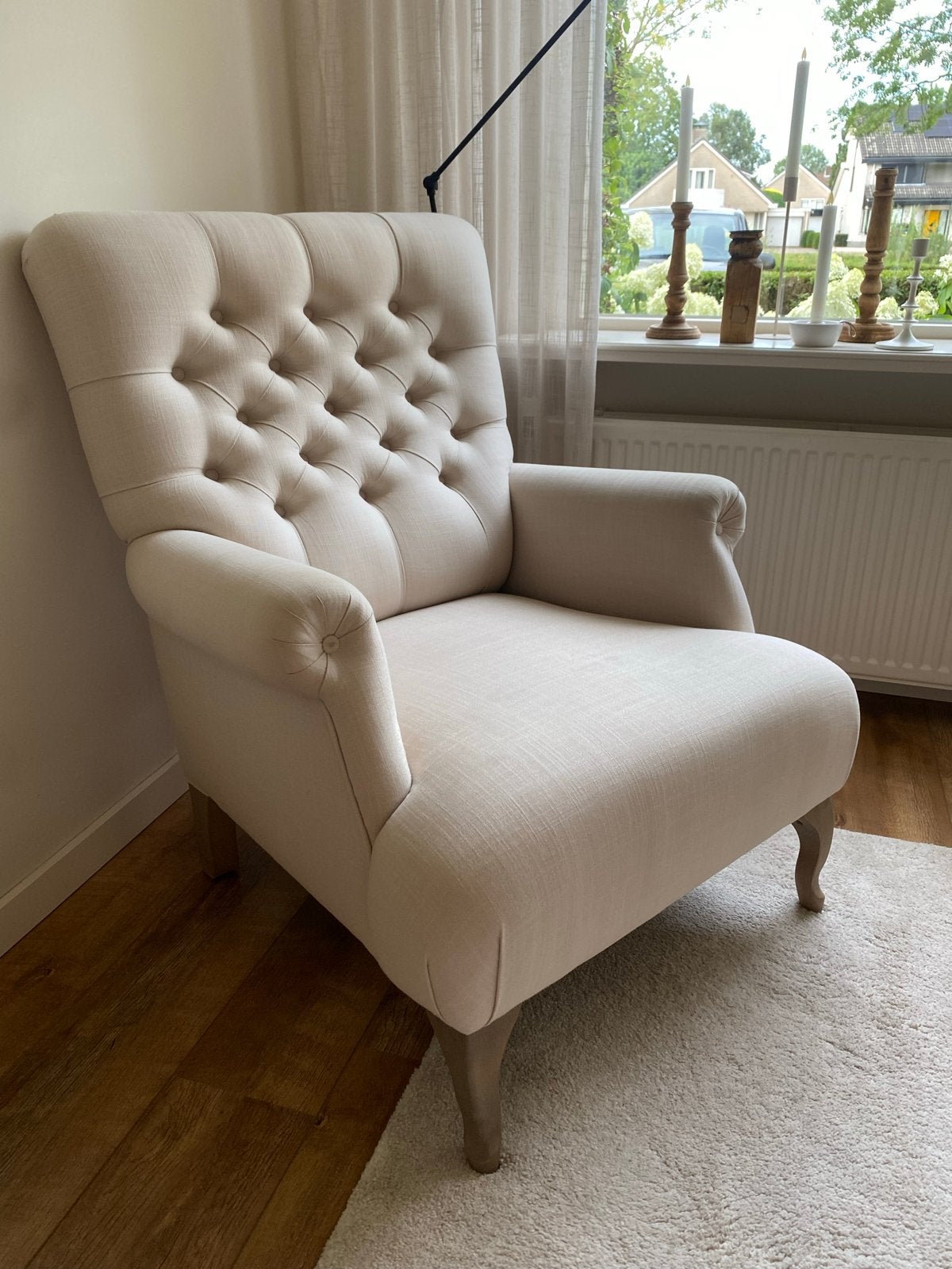 Gecapitonneerde landelijke fauteuil, lichte slijtage, Ophalen, Gebruikt, Stof, 75 tot 100 cm