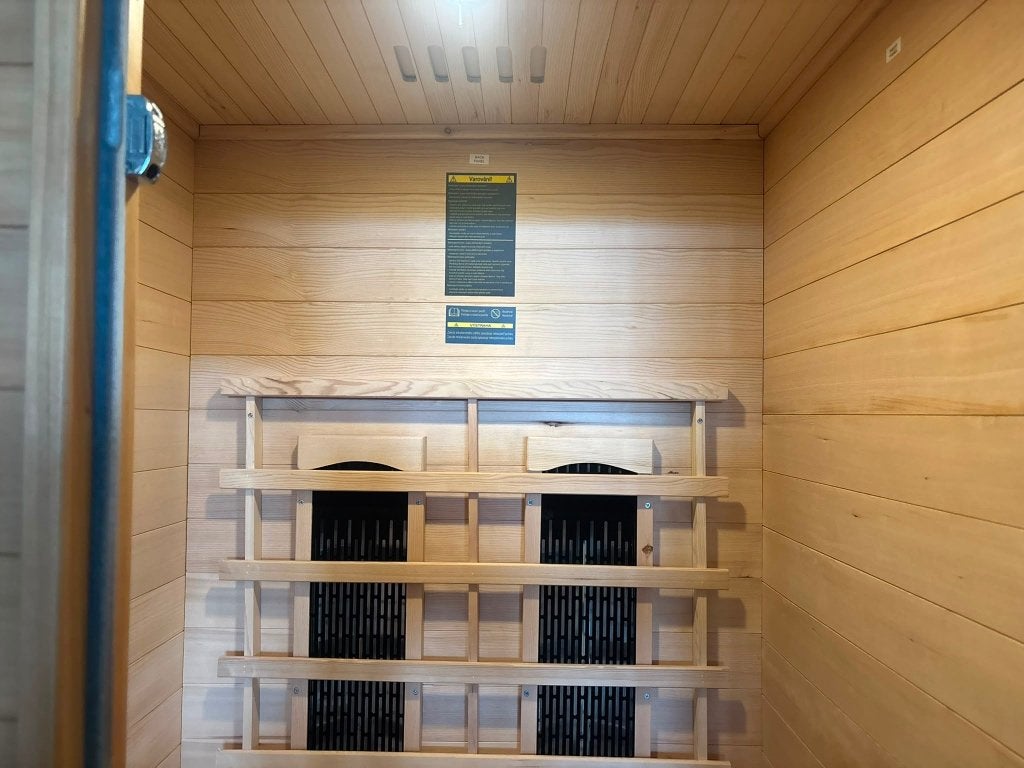ZOMEROPRUIMING | DEMOMODEL INFRAROODSAUNA | OP = OP, Ophalen, 8431 NA, Buurstede 17, Info@wellness4fun.nl, Infrarood