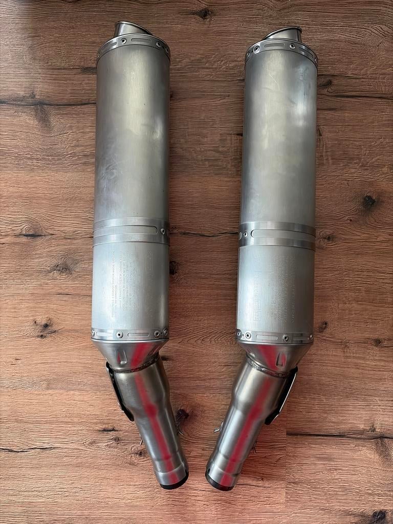 Aprilia Tuono 1000r uitlaat (Set van 2), Motoren, Ophalen, Gebruikt
