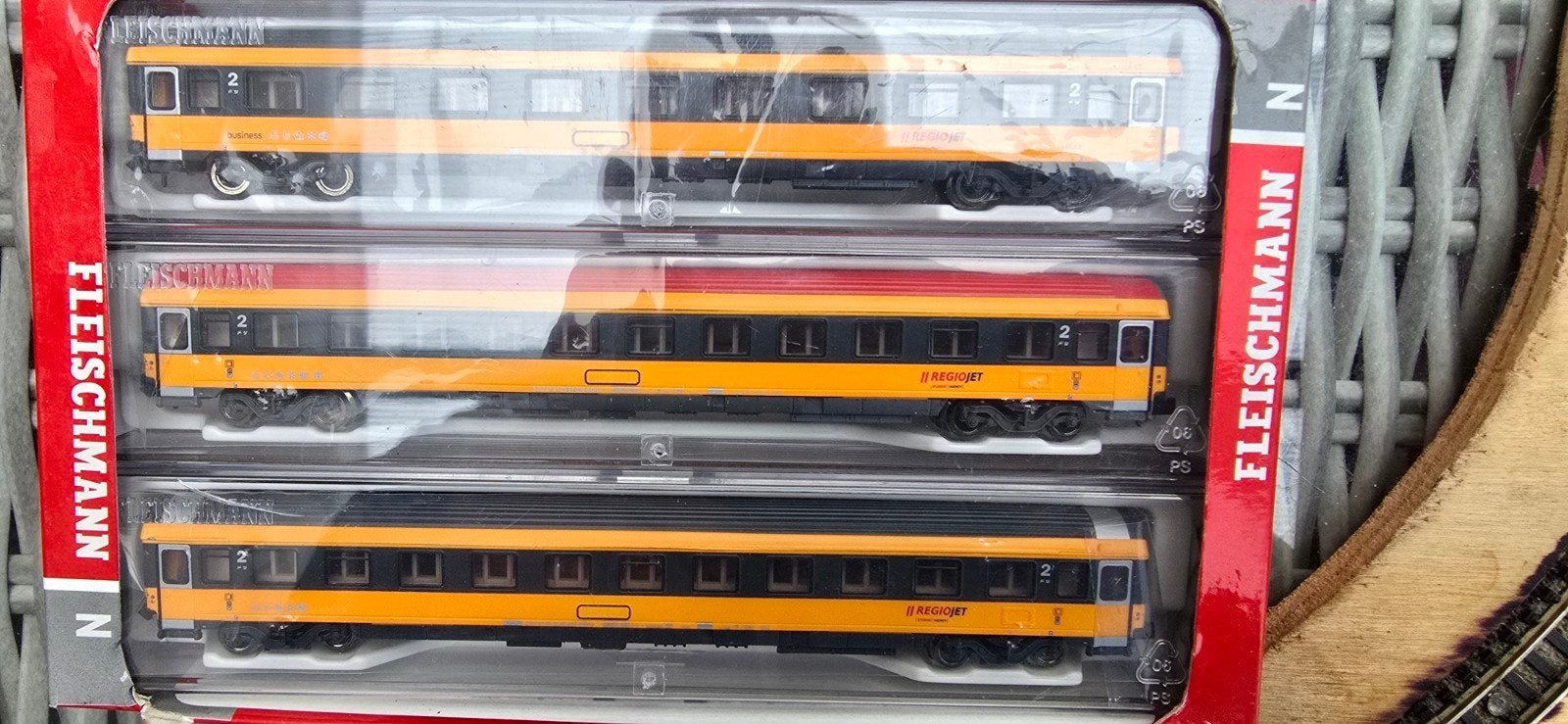 fleischmann 881902 Eurofirma rijtuigset 3 dlg Regiojet., Hobby en Vrije tijd, Gebruikt, Gelijkstroom, Fleischmann, Wagon