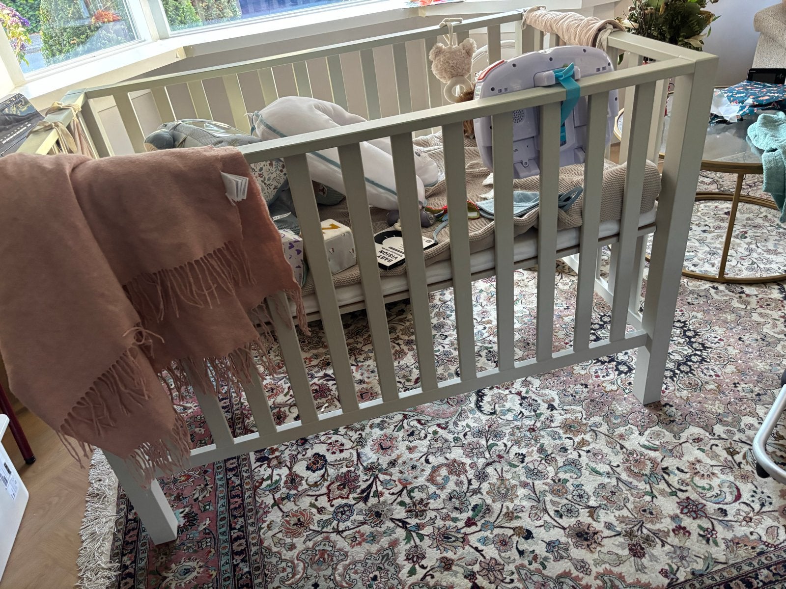 Tweeling box in oat kleur met kleed en matras!, Kinderen en Baby's, Ophalen, Zo goed als nieuw, Rechthoekig, Boxkleed