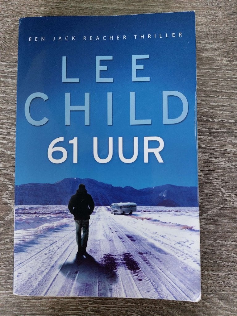 Lee Child - 61 uur, Ophalen of Verzenden, Zo goed als nieuw, Lee Child