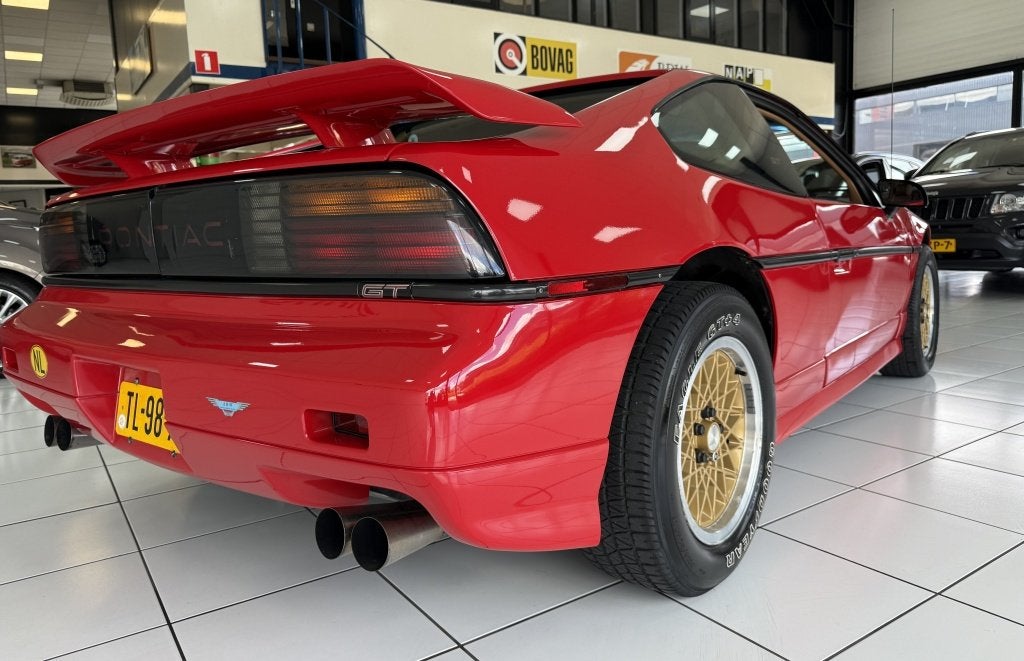 Foto 18 van Pontiac Fiero 2.8 GT Airco OOK S AVONDS GEOPEND OP AFSPRAAk