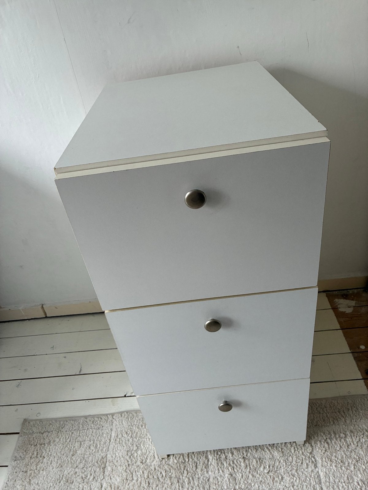 Witte ladekast met 3 laden ( zelf gemaakt), Huis en Inrichting, Kasten | Ladekasten, Ophalen, Minder dan 50 cm, Gebruikt, 100 tot 150 cm