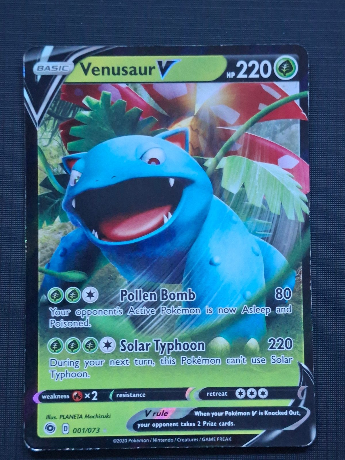 Venusaur V 1, Hobby en Vrije tijd, Verzamelkaartspellen | Pokémon, Ophalen of Verzenden, Zo goed als nieuw