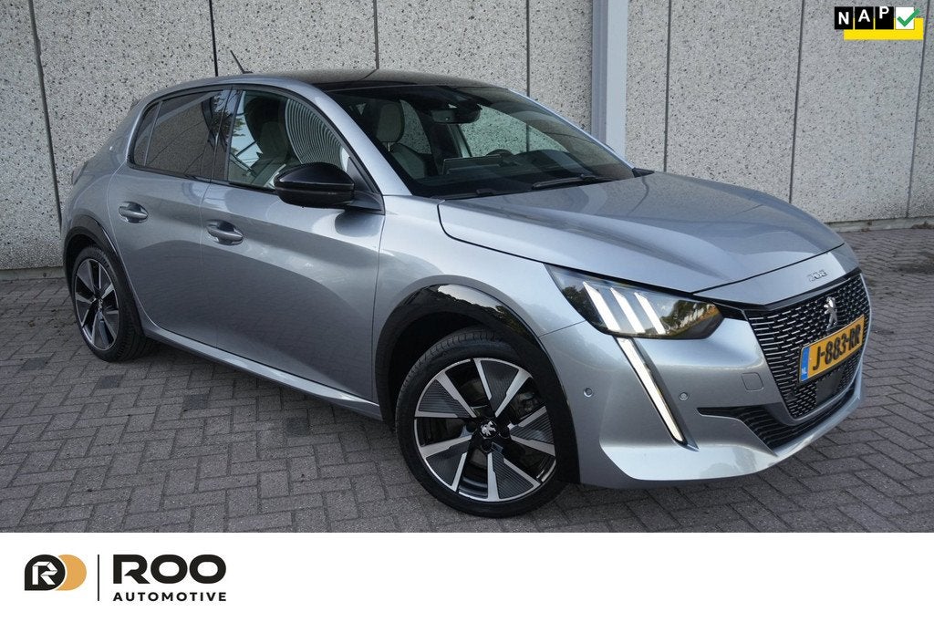 Peugeot E-208 EV GT 350 50 kWh Pano,CruiseOrg NL.Nieuw APK,, Auto's, 136 pk, Gebruikt, Origineel Nederlands, Automatische klimaatregeling