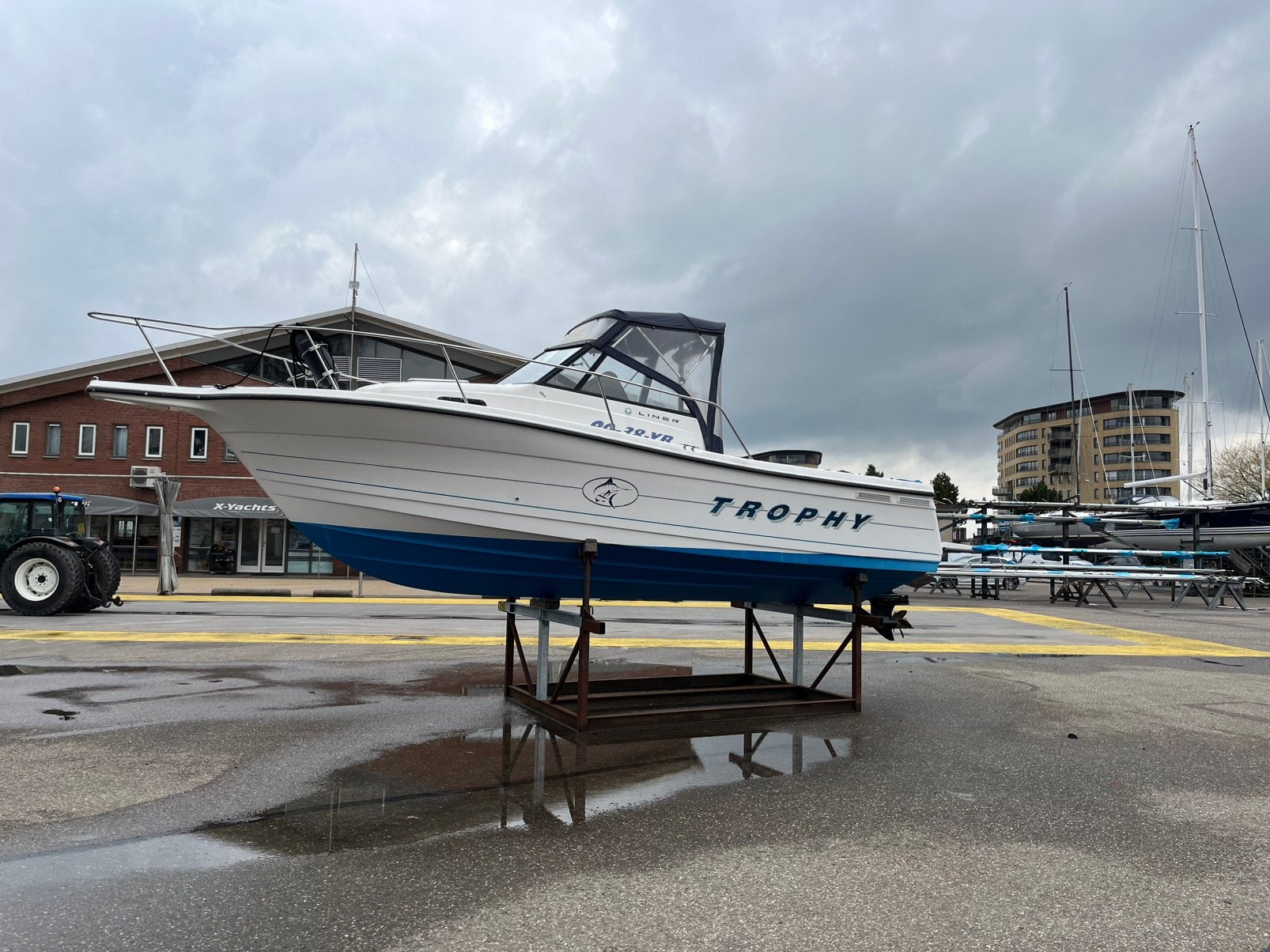 Bayliner Trophy 2352, Watersport en Boten, Gebruikt, Binnenboordmotor, 190 pk, Met afstandsbediening